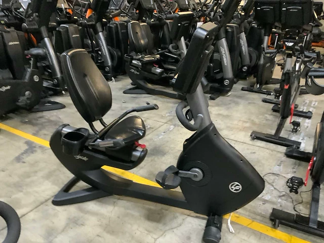 Life fitness discover se3 hd recumbent home trainer - afbeelding 1 van  5