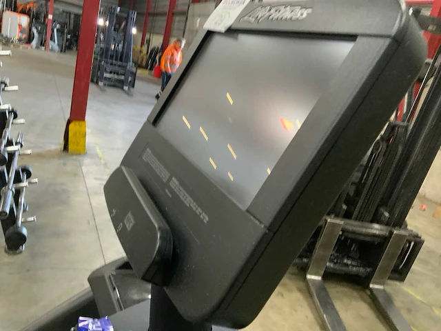 Life fitness discover se3hd arc trainer crosstrainer - afbeelding 4 van  5
