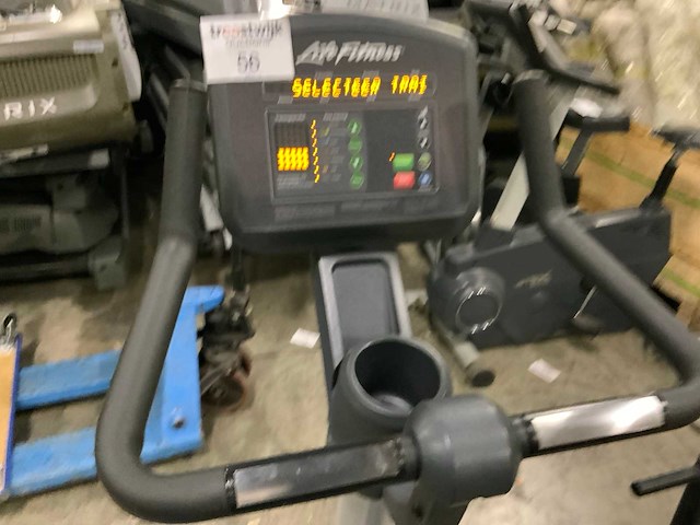 Life fitness lifecycle uprightbike home trainer - afbeelding 2 van  3