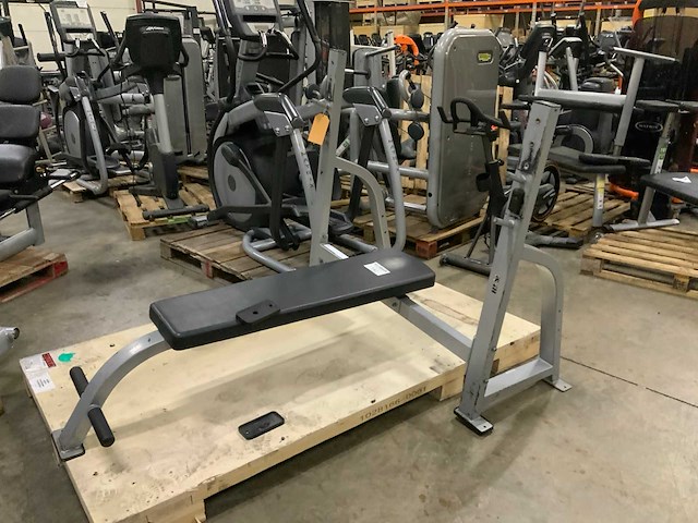 Life fitness olympische vlakke bankdruk bank krachtstation - afbeelding 1 van  5