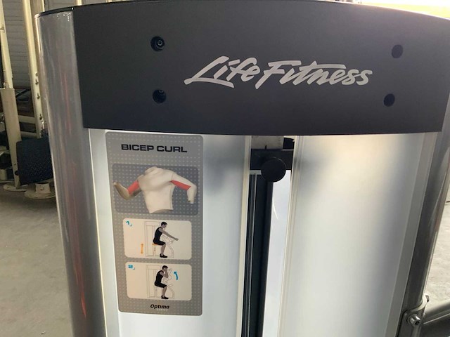 Life fitness optima biceps machine krachtstation - afbeelding 2 van  5