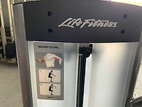 Life fitness optima biceps machine krachtstation - afbeelding 2 van  5