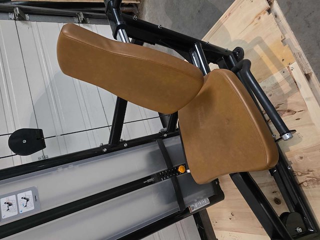 Life fitness optima leg press - afbeelding 2 van  3