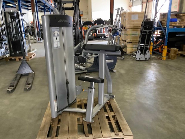 Life fitness optima triceps extension krachtstation - afbeelding 1 van  6