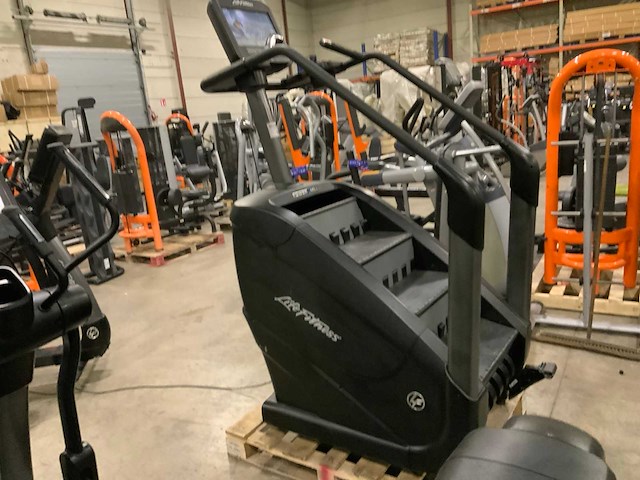 Life fitness powermill discover se2 stepper - afbeelding 2 van  5