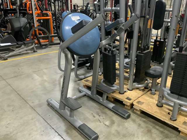 Life fitness signature bosu legraise krachtstation - afbeelding 1 van  6