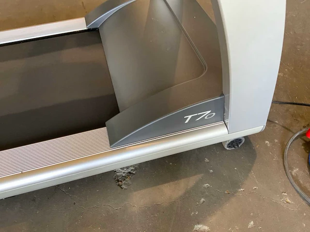 Life fitness t70 treadmill loopband - afbeelding 2 van  6