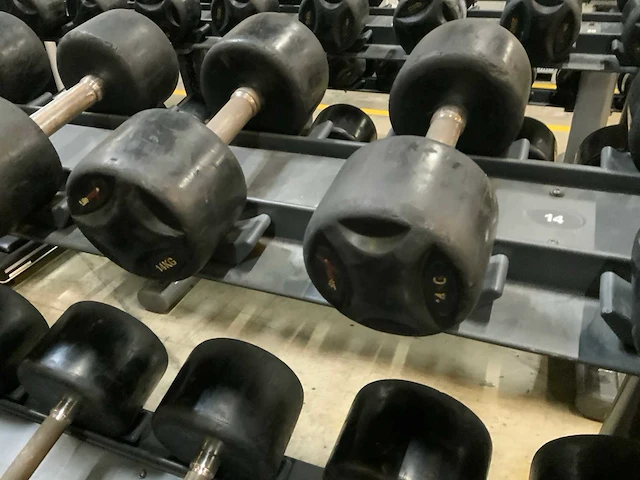 Lifemaxx dumbells met matrix rek krachtstation - afbeelding 6 van  8
