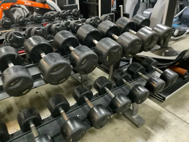 Lifemaxx dumbells met matrix rek krachtstation - afbeelding 2 van  6
