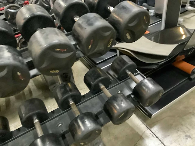 Lifemaxx dumbells met matrix rek krachtstation - afbeelding 3 van  6