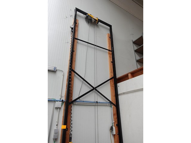 Lift - afbeelding 2 van  4