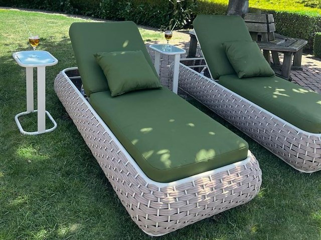 Ligbeddenset 2-delig brown wicker / olive green kussens - afbeelding 1 van  6