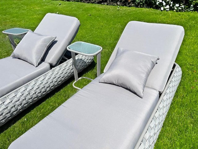 Ligbeddenset 2-delig dark grey wicker / light grey kussens - afbeelding 2 van  5