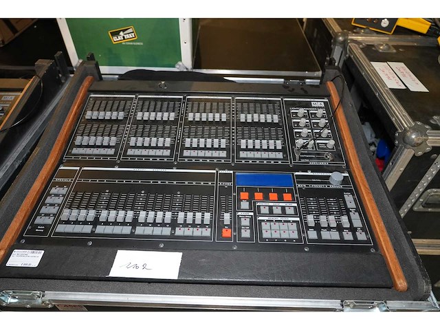 Lightcontroller ma lighting 24/6 + flightcase - afbeelding 1 van  1