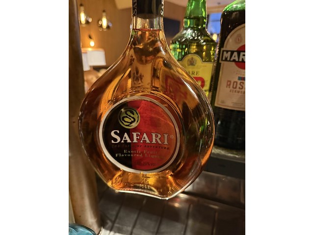 Likeuren, aperitief, siropen - afbeelding 9 van  12