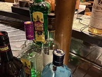 Likeuren, aperitief, siropen - afbeelding 10 van  12