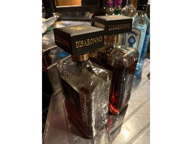 Likeuren, aperitief, siropen - afbeelding 11 van  12