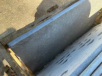 Lime ash 13,5 m2 natuurstenen tegels - afbeelding 2 van  4