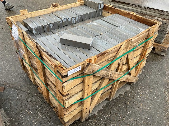 Lime ash natuursteen tuintegel ca. 10m2 - afbeelding 3 van  4