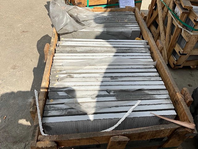 Lime ash natuursteen tuintegels ca.31,50m2 - afbeelding 9 van  9