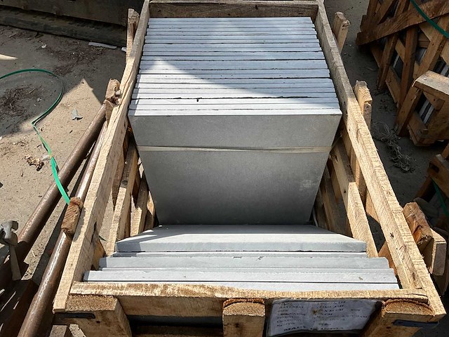 Lime ash natuursteen tuintegels ca.31,50m2 - afbeelding 4 van  10