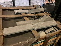 Lime ash partij natuursteen tegels getrommeld - afbeelding 1 van  7