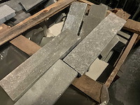 Lime ash partij natuursteen tegels getrommeld - afbeelding 2 van  7