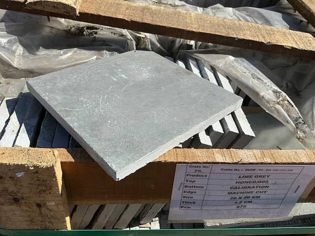 Lime grey honed 32 m2 natuurstenen tegels - afbeelding 1 van  2