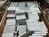 Lime grey natuursteen tuintegels - afbeelding 1 van  3