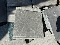 Lime grey natuurstenen tegels ca 27 m 2 - afbeelding 1 van  5