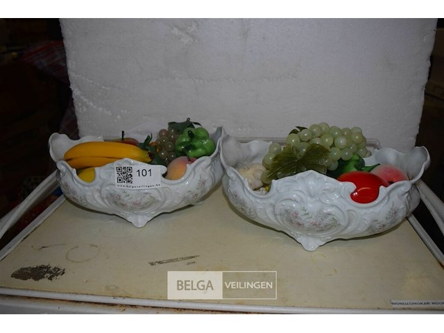 Limoges 2 deco kommen met sier fruit - afbeelding 1 van  4