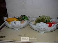 Limoges 2 deco kommen met sier fruit - afbeelding 1 van  4