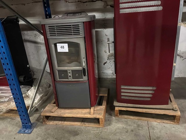 Lincar birikkina 156 p pelletkachel - afbeelding 1 van  6