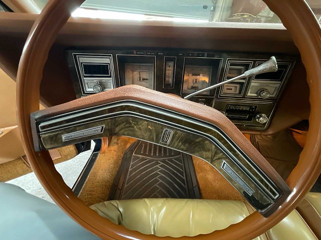 Lincoln mark v continental bill blass edition oldtimer - afbeelding 20 van  43