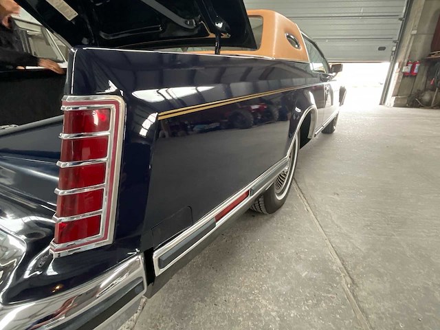 Lincoln mark v continental bill blass edition oldtimer - afbeelding 23 van  32