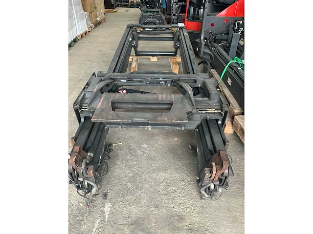 Linde diverse reach trucks (4x) - afbeelding 4 van  45