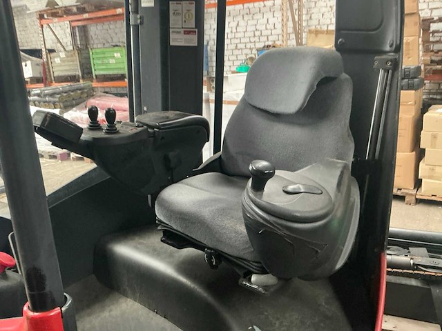 Linde diverse reach trucks (4x) - afbeelding 11 van  45