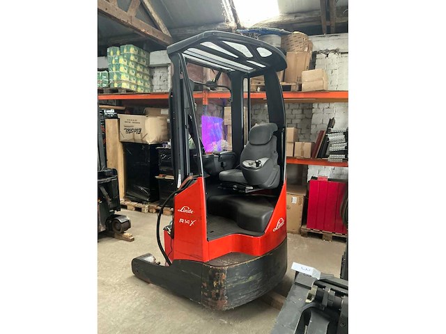 Linde diverse reach trucks (4x) - afbeelding 22 van  45