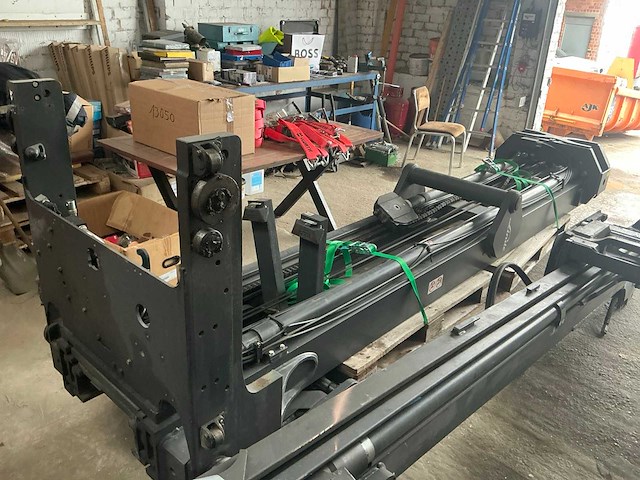 Linde diverse reach trucks (4x) - afbeelding 34 van  45