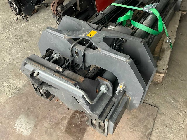 Linde diverse reach trucks (4x) - afbeelding 36 van  45