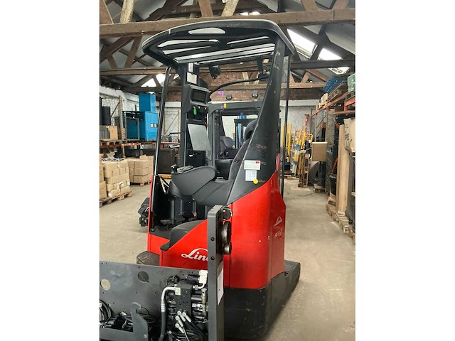 Linde diverse reach trucks (4x) - afbeelding 42 van  45