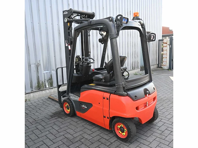 Linde e16p-02 elektrische vorkheftruck - afbeelding 15 van  16