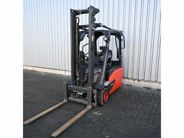 Linde e20l-02 elektrische vorkheftruck - afbeelding 10 van  15