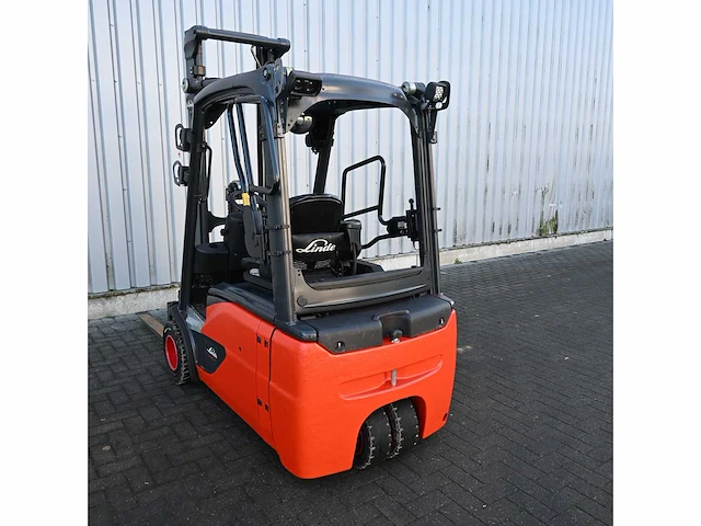 Linde e20l-02 elektrische vorkheftruck - afbeelding 7 van  15