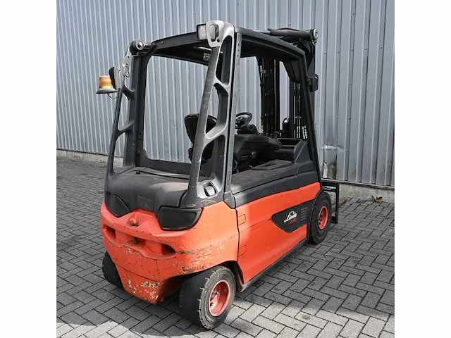 Linde e30l-01 elektrische vorkheftruck - afbeelding 15 van  16