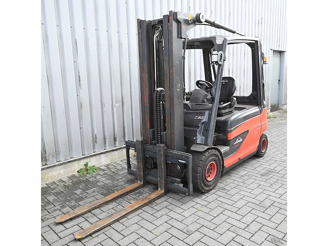 Linde e30l-01 elektrische vorkheftruck - afbeelding 13 van  16