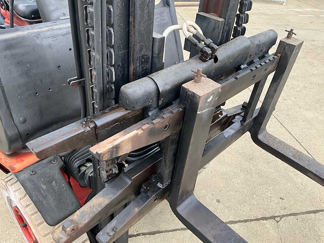 Linde h25d vorkheftruck 2.5t lpg - afbeelding 4 van  24