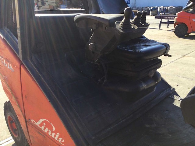 Linde heftruck h25 - afbeelding 14 van  17