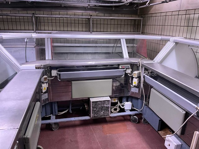 Linde koelvitrine toonbank l-vormig - afbeelding 1 van  2