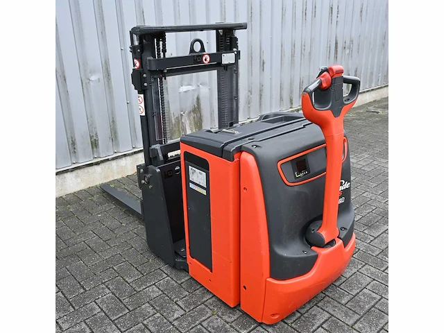 Linde l06ac elektrische vrijdragende stapelaar - afbeelding 15 van  17